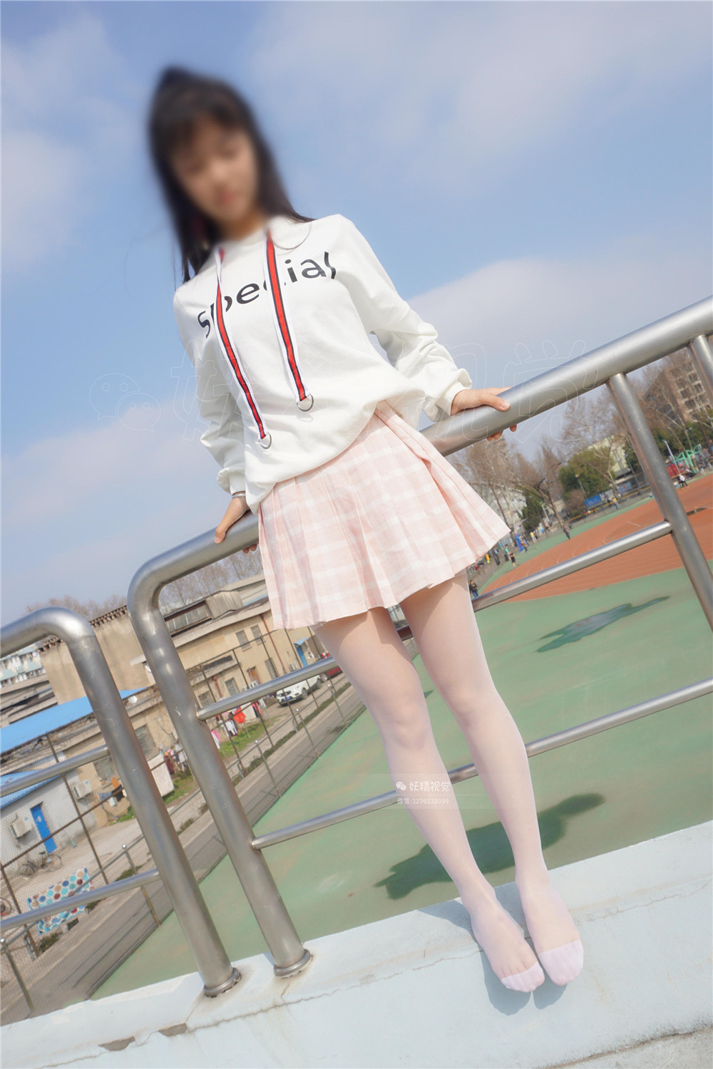 【在线看】[妖精视觉] NO.054 妮妮 天台白丝 [74P] - XZWang-写真网-XZWang-写真网