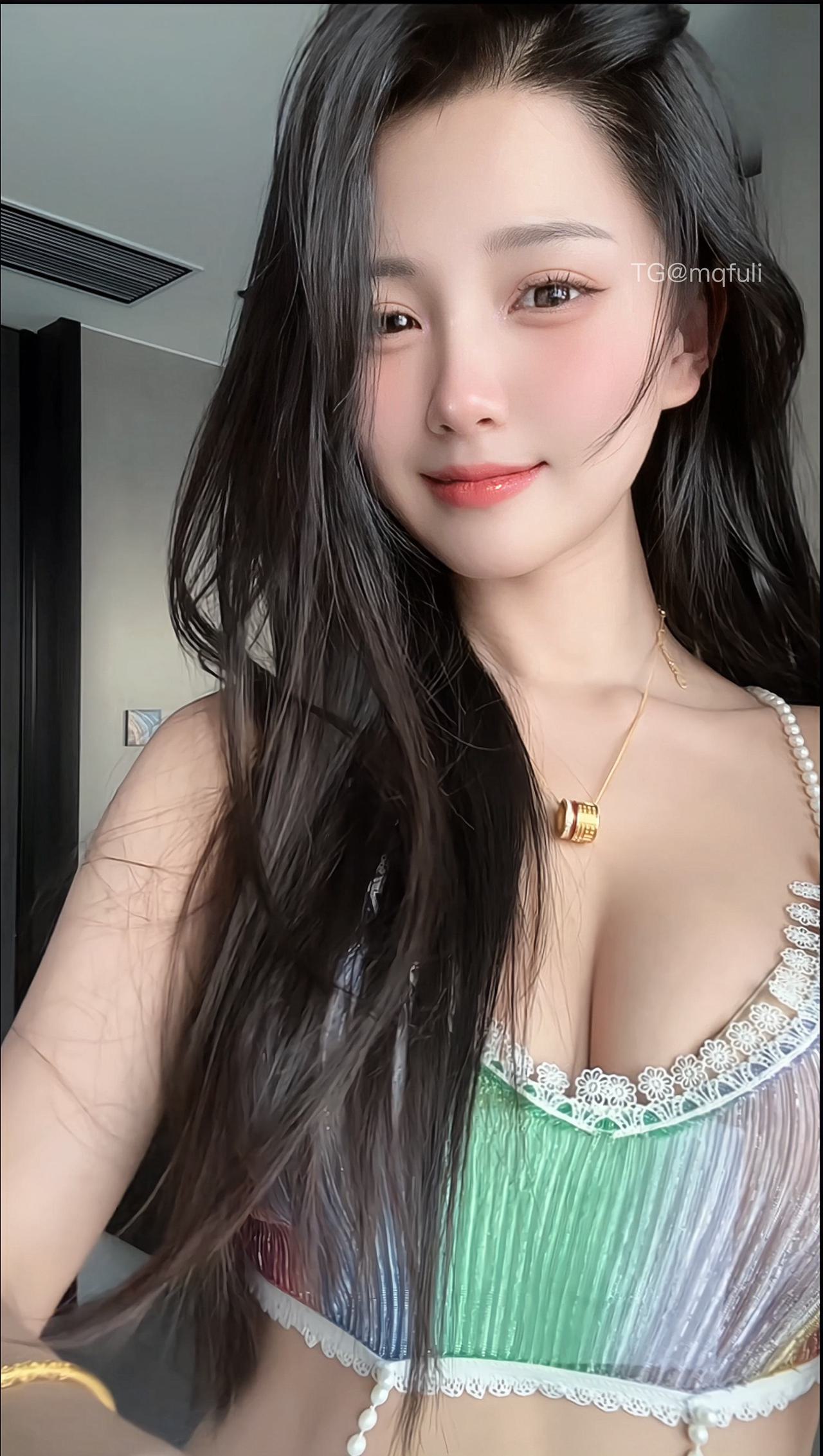 【在线看】抖音 梅美超甜 微密圈 NO.008期 【26P10V】 1 【在线看】抖音 梅美超甜 微密圈 NO.008期 【26P10V】 1