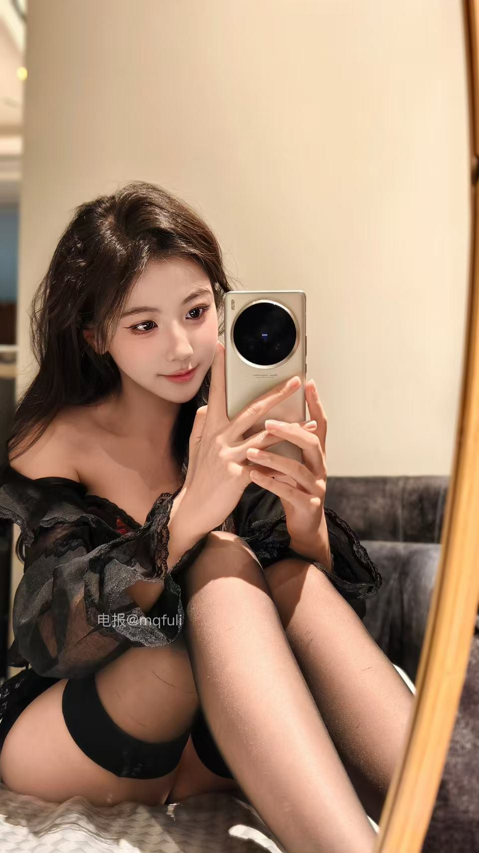 【在线看】快手 刘二萌 圈子 NO.004期 【35P】 1 【在线看】快手 刘二萌 圈子 NO.004期 【35P】 1