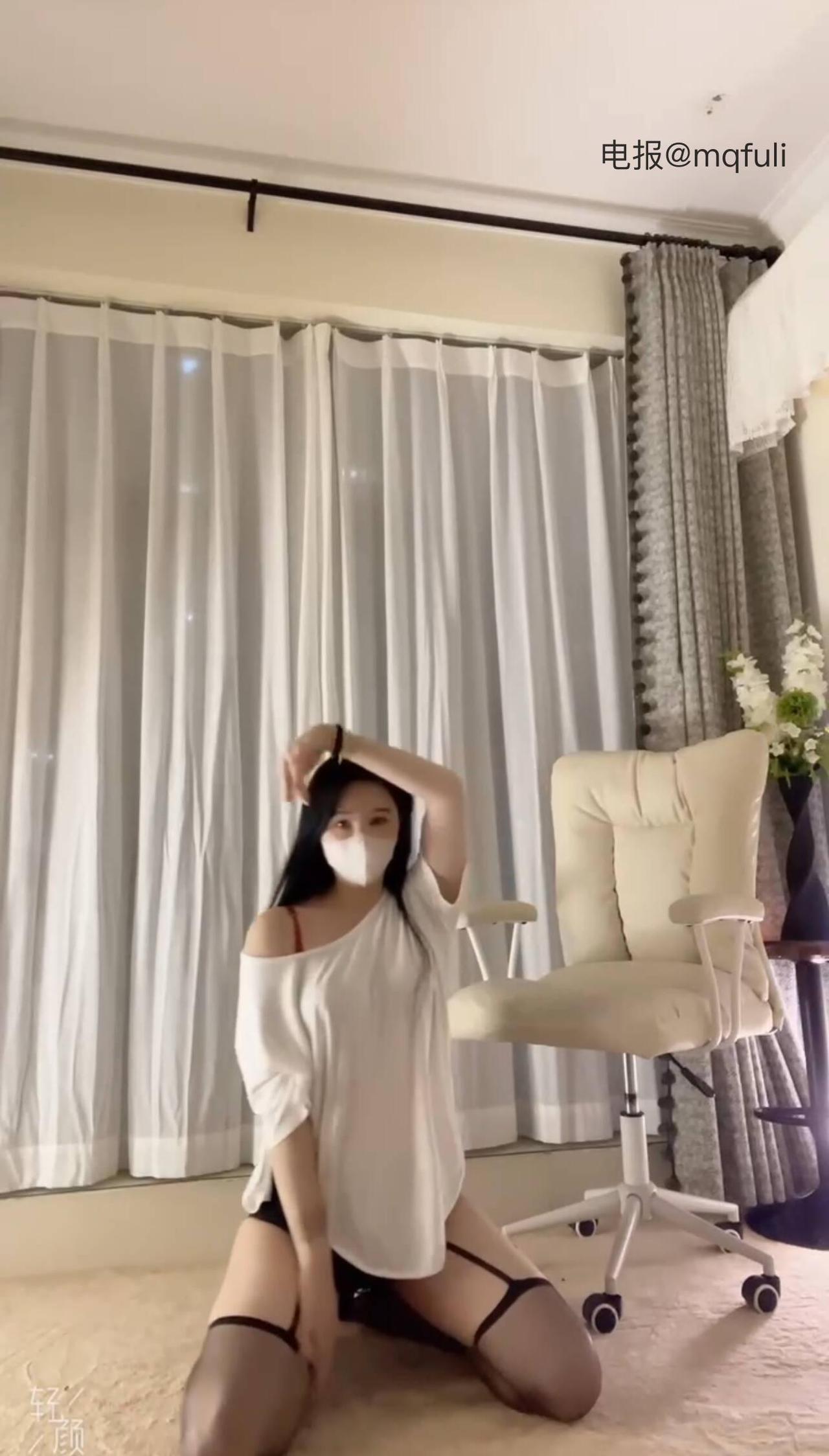 【在线看】抖音 小姨 岛遇 NO.001期 【12P2V】 1 【在线看】抖音 小姨 岛遇 NO.001期 【12P2V】 1