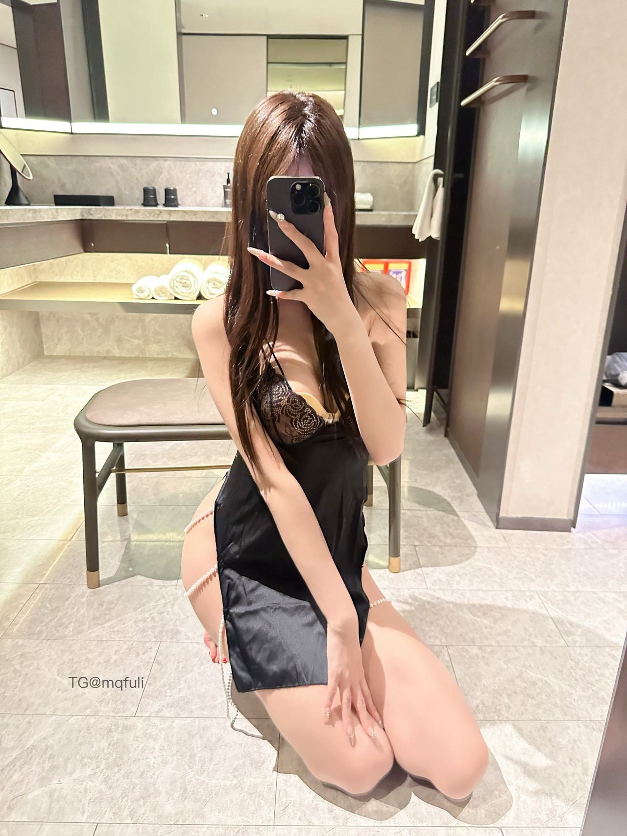 【在线看】抖音 月光下转身就是 铁粉空间 NO.007期 【17P】 1