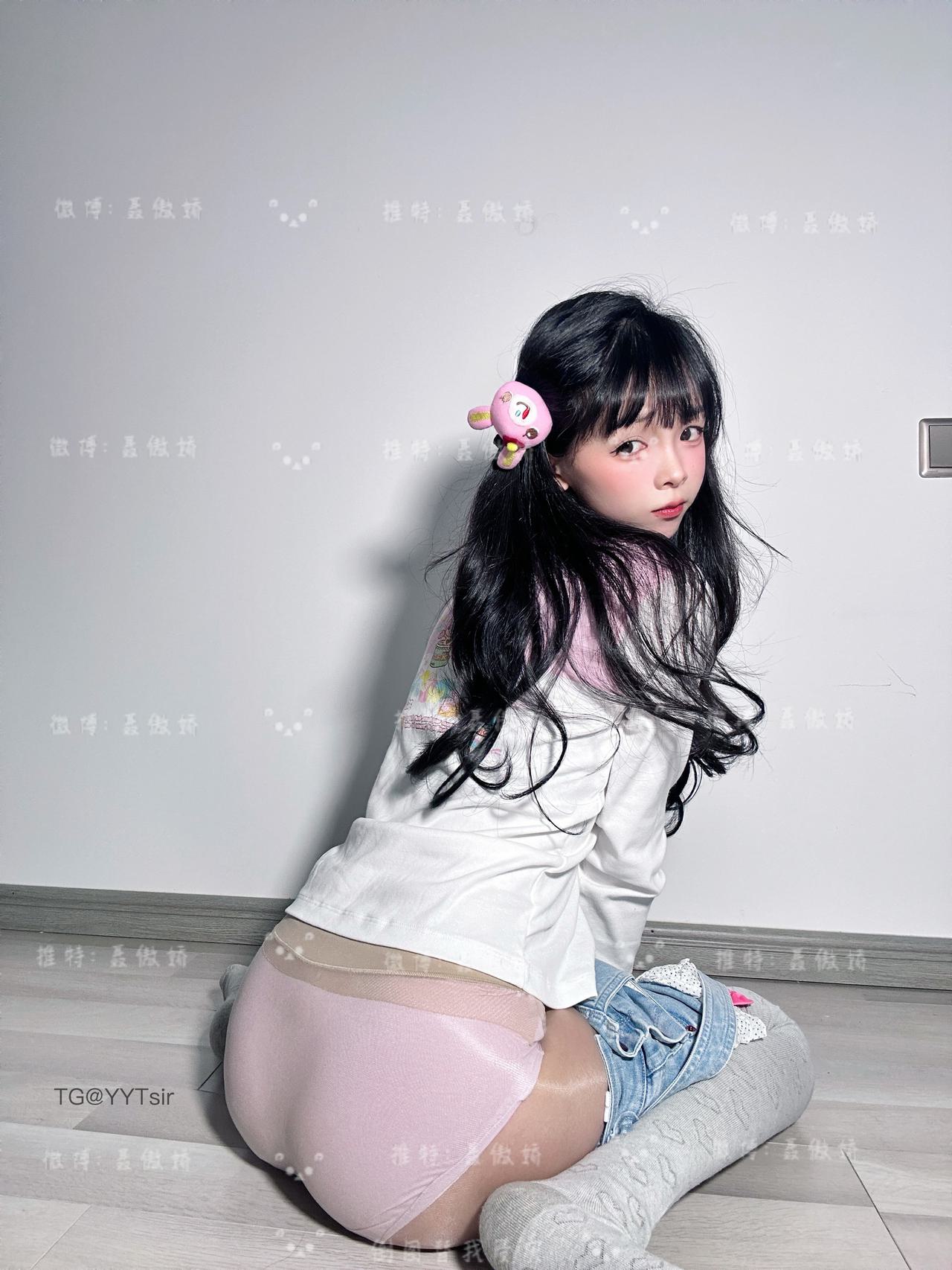 【在线看】抖音 聂傲娇 微密圈  NO.089期 【17P1V】 1