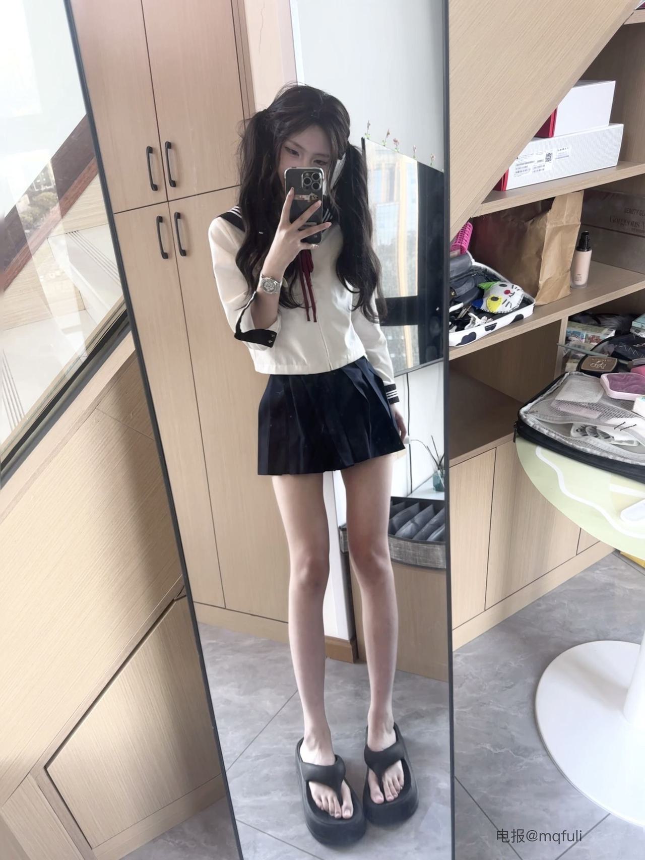 【在线看】抖音 一只香 铁粉空间 NO.006期 【13P9V】 1