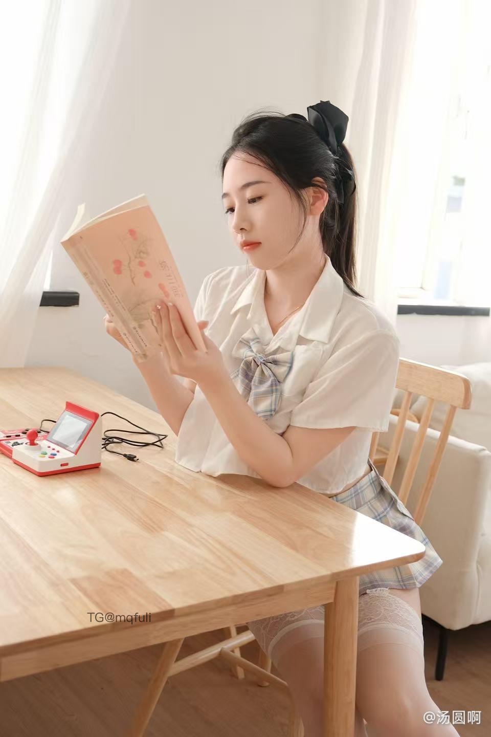 【在线看】抖音 汤圆啊 微密圈  NO.006期 【16P1V】 1