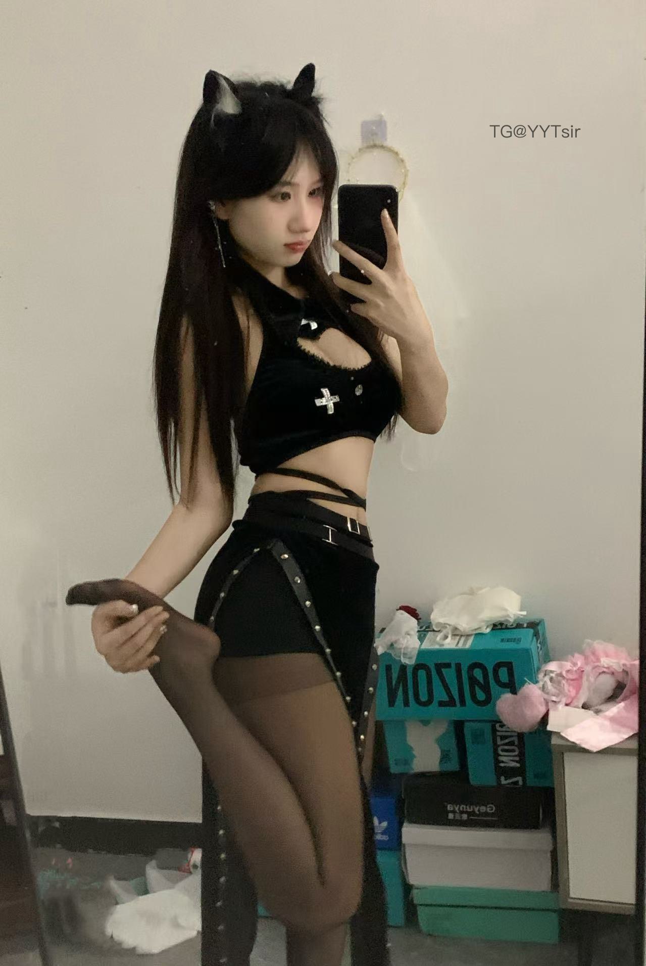 【在线看】抖音 什么思思 微密圈 NO.001期 【30P】 1