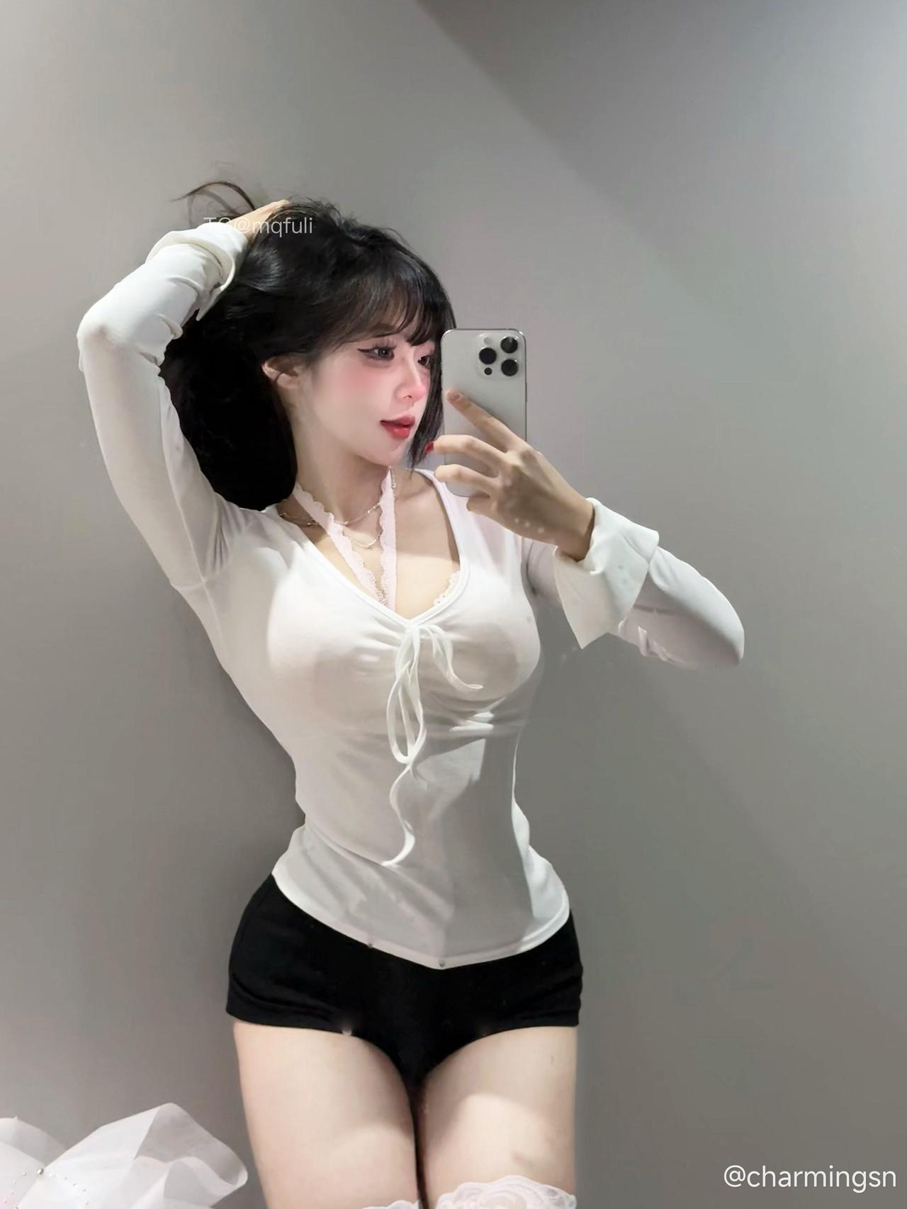 【在线看】抖音 charmingsn 微密圈  NO.001期 【12P4V】 1