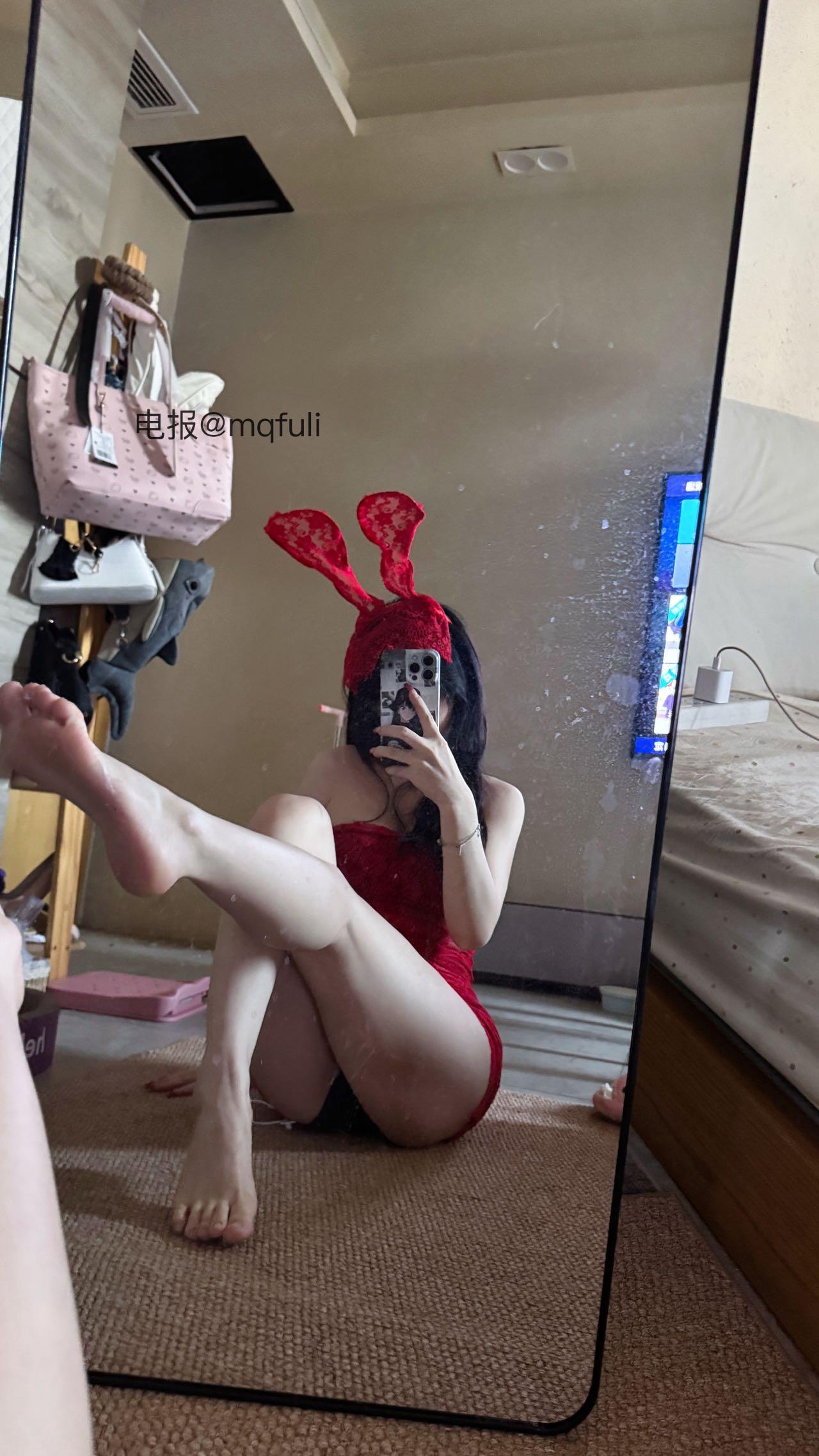 【在线看】抖音 雪顶 岛遇 NO.006期 【9P】 1