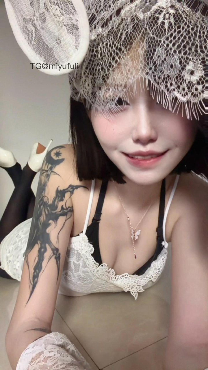 【在线看】抖音 小哭包不哭 岛遇 NO.013期 【7P】 1