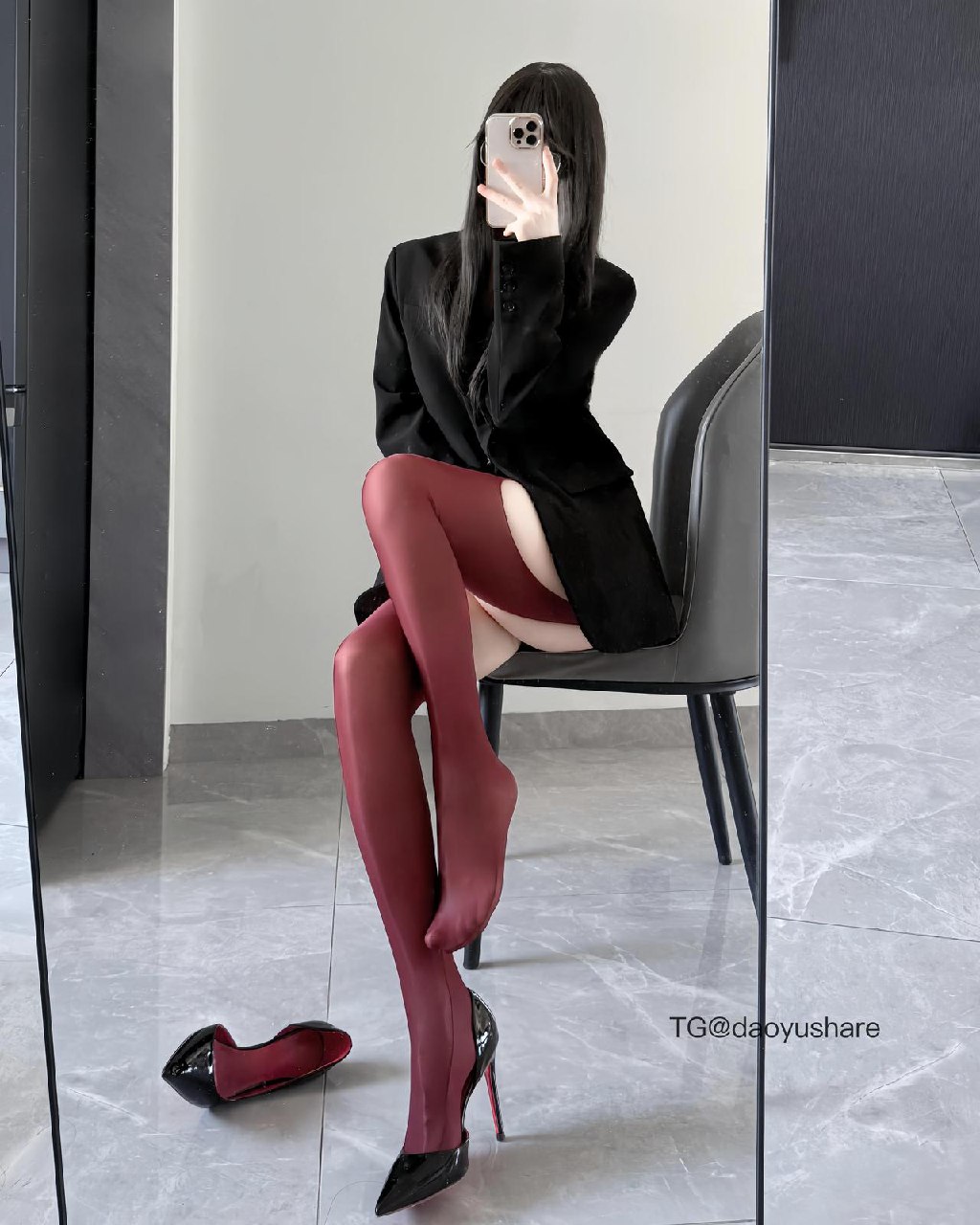 图片[1]-【在线看】抖音 李怼怼超凶 岛遇 NO.003期 【20P2V】 - XZWang-写真网-XZWang-写真网