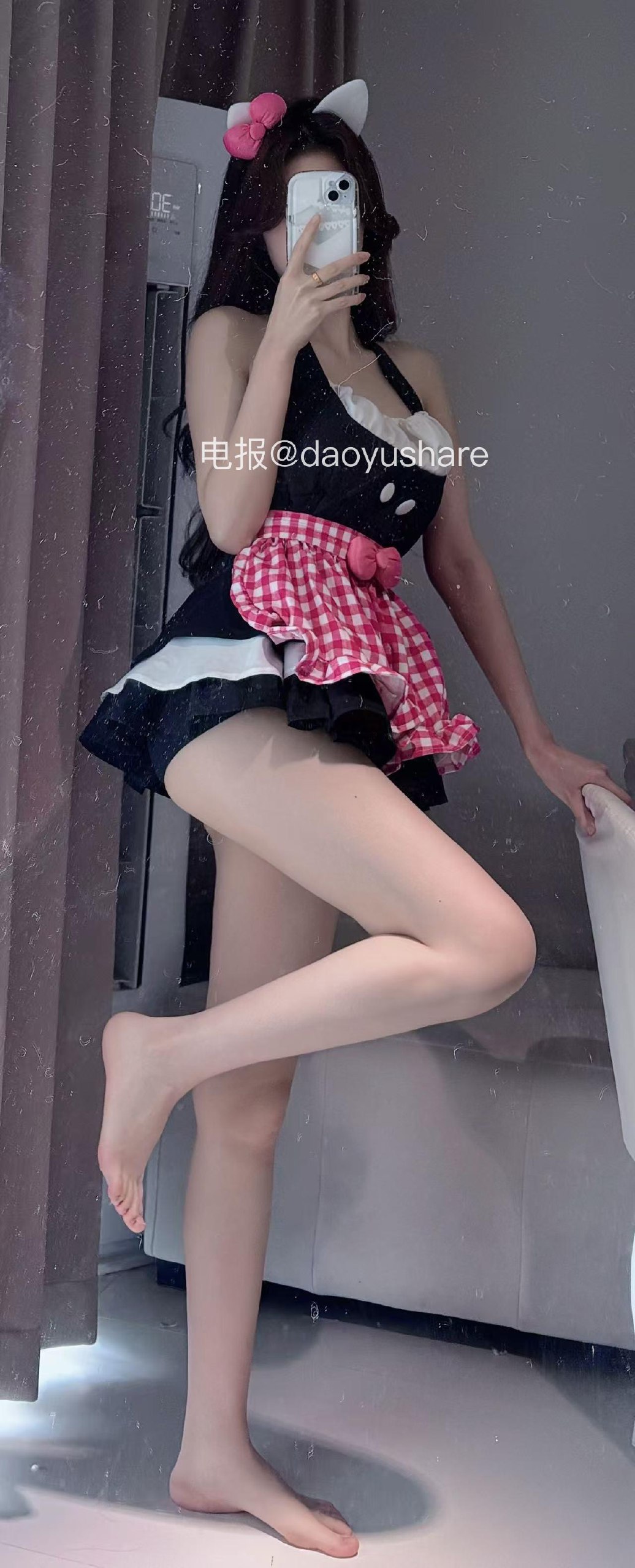 图片[1]-【在线看】抖音 小霞佩奇 岛遇 NO.013期 【18P3V】 - XZWang-写真网-XZWang-写真网