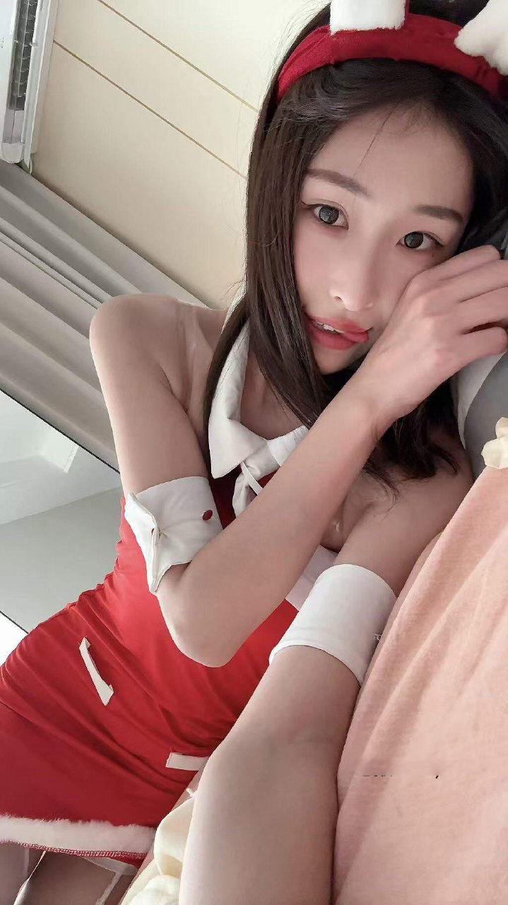 图片[1]-【在线看】抖音 粉红小香猪 岛遇 NO.011期 【16P1V】 - XZWang-写真网-XZWang-写真网