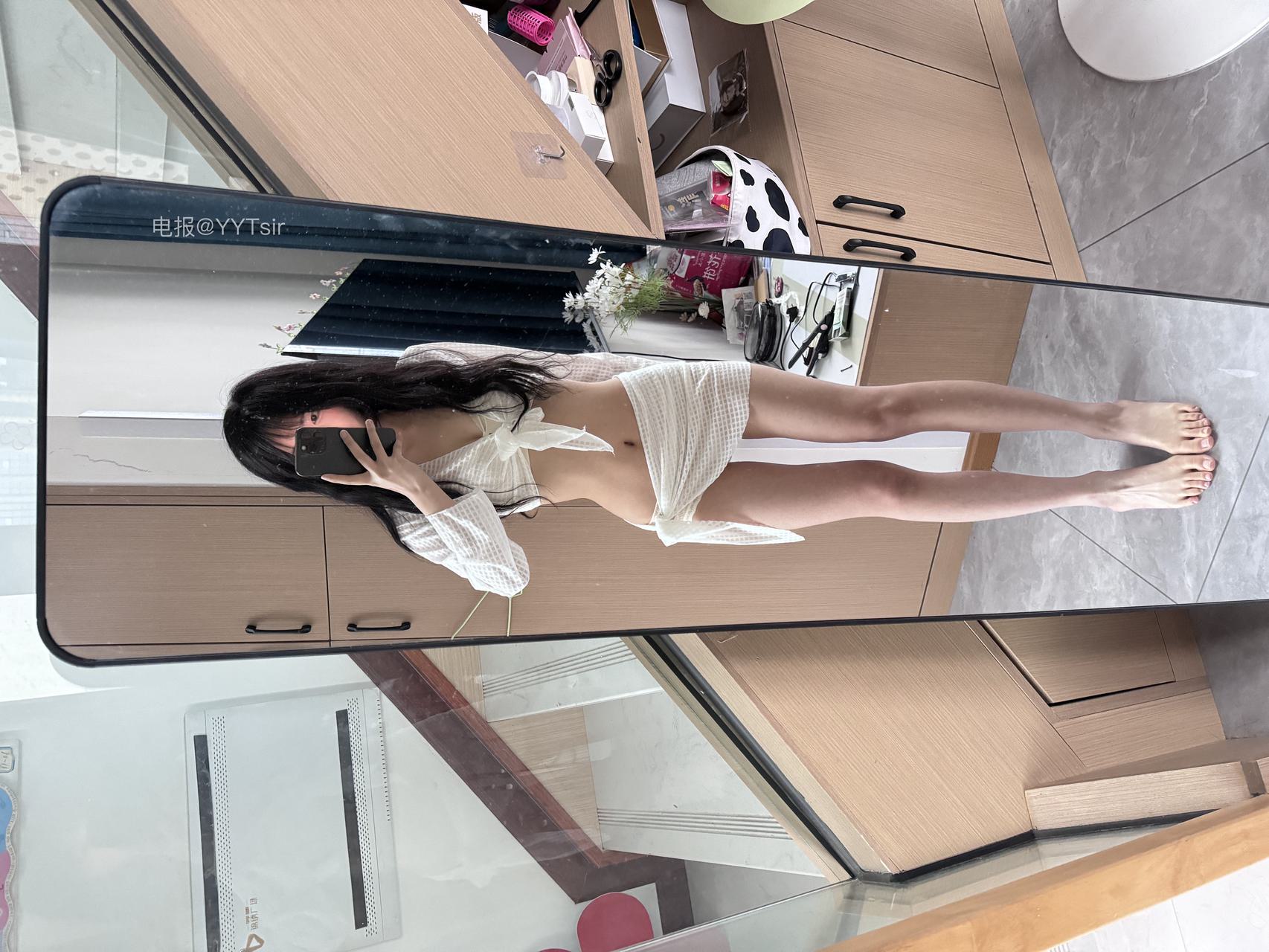 图片[1]-【在线看】抖音 董香 秘语空间 NO.003期 【19P16V】 - XZWang-写真网-XZWang-写真网