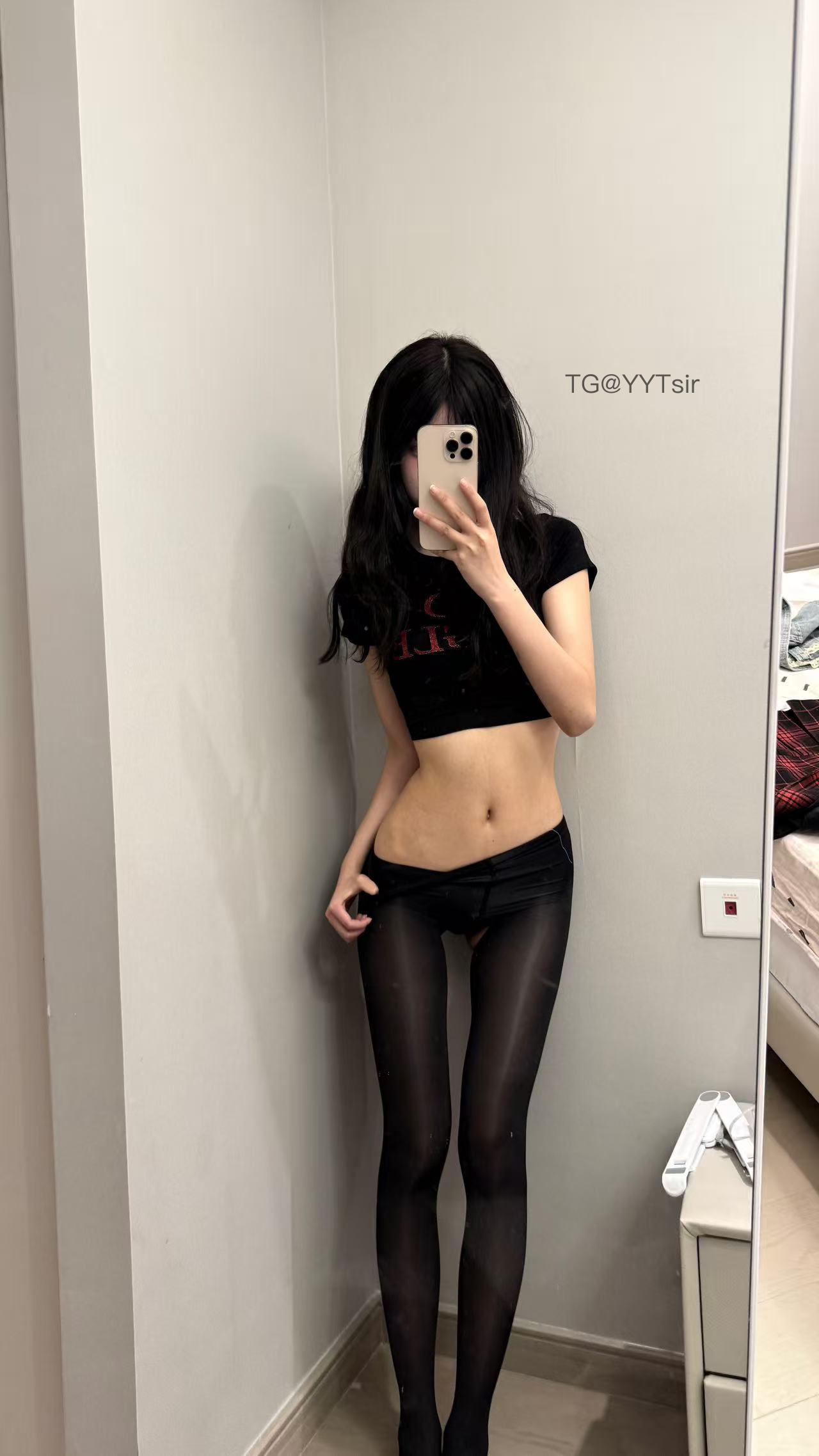 图片[1]-【在线看】抖音 董香 秘语空间 NO.010期 【11P9V】 - XZWang-写真网-XZWang-写真网